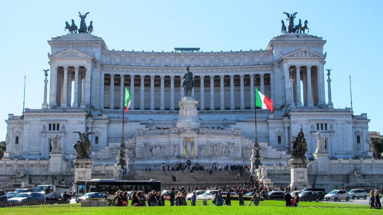 Casa Arco Della Chiesa Nuova - Pantheon & Navona Apartment Rome Luaran gambar