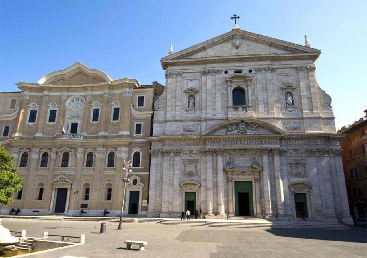 Casa Arco Della Chiesa Nuova - Pantheon & Navona Apartment Rome Luaran gambar